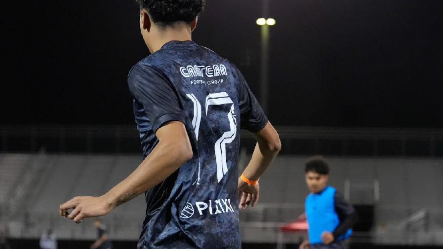 Free soccer camps will feature professional scouts from Mexico and Spain